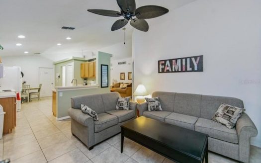 136 FAIR HOPE PASS DAVENPORT FL 33897