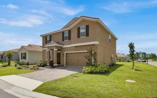 1304 Oak Crest St, Davenport, FL 33837